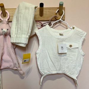 Banana Republic Baby Linen Matching Set
